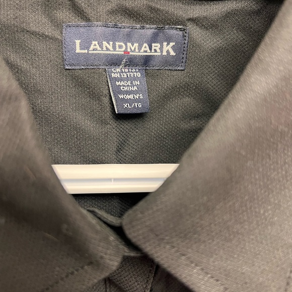 Black dress shirt with NAIT logo embroidered. Perfect for work. - Picture 2 of 3